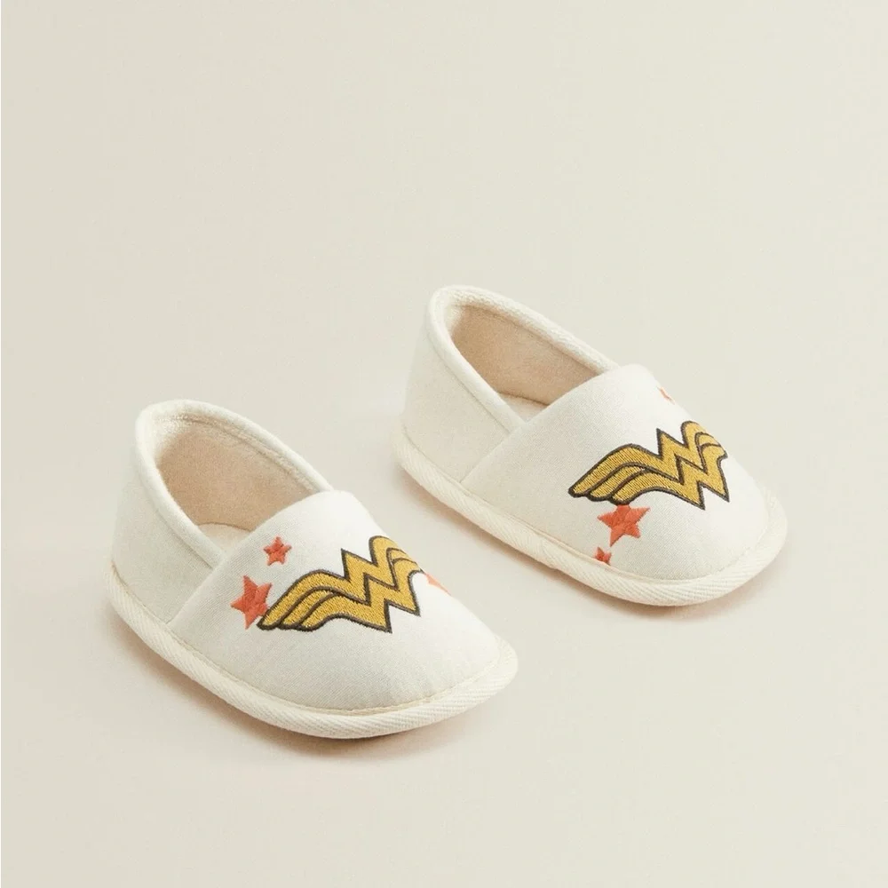 GUC Zara Kids Wonder Woman Slippers